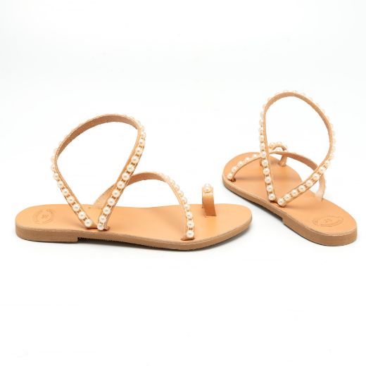 Handmade flat bridal sandals with delicate white pearls
