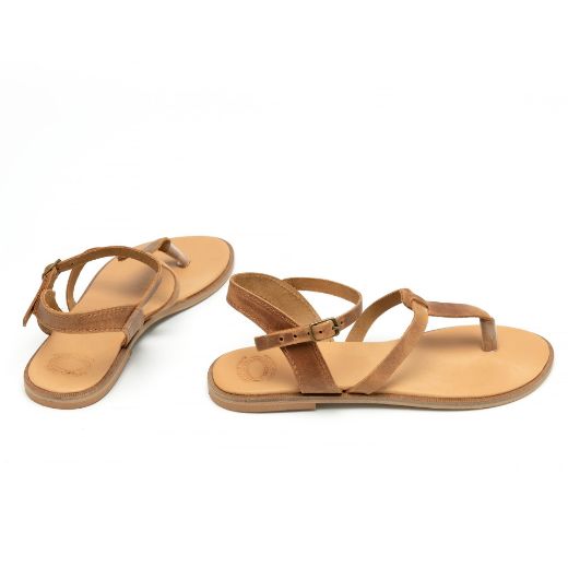 Handmade leather flat sandals with delicate straps