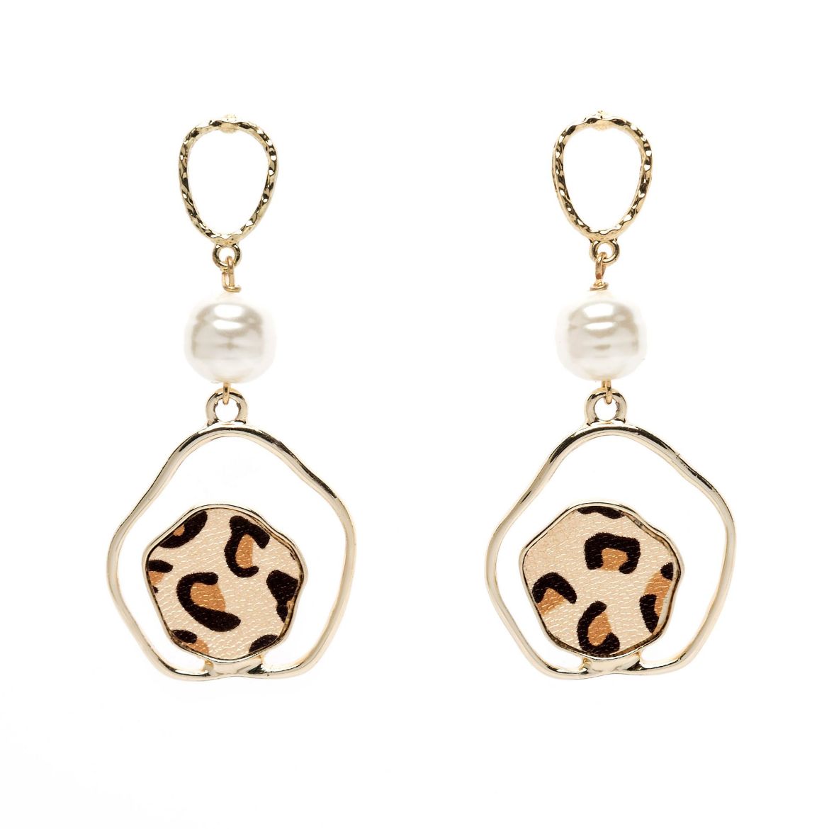 Picture of Earrings with animal print and artificial pearl