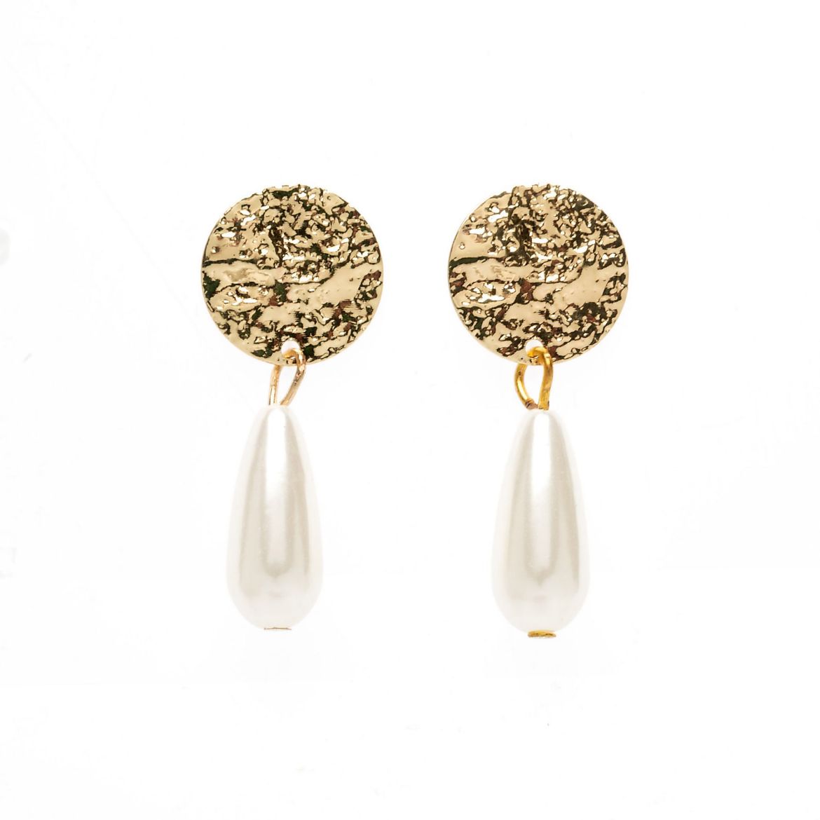 Picture of Stud earrings with wrought circle and artificial pearl