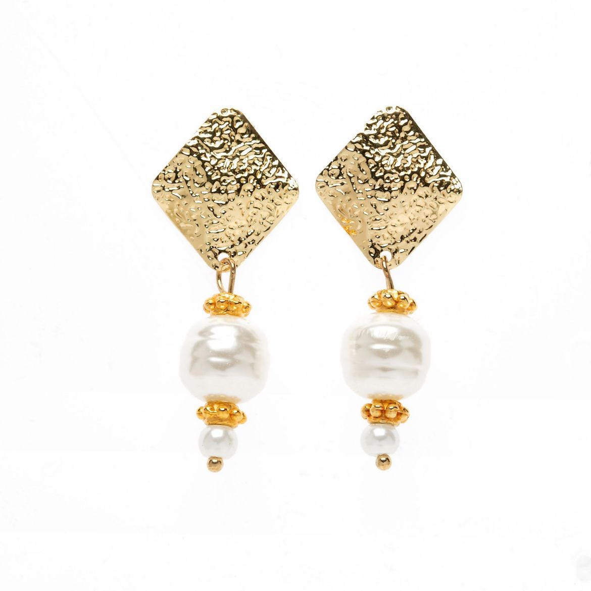 Picture of Stud earrings with wrought rhombus and artificial pearl