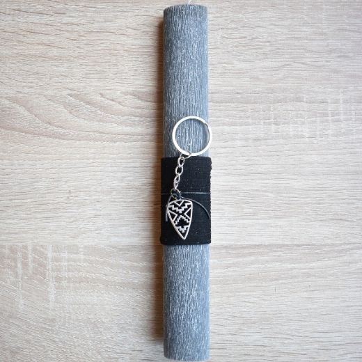 men easter candle shield keychain