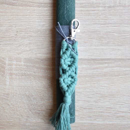 λαμπάδα για γυναίκα με διακοσμητικό μακραμέ