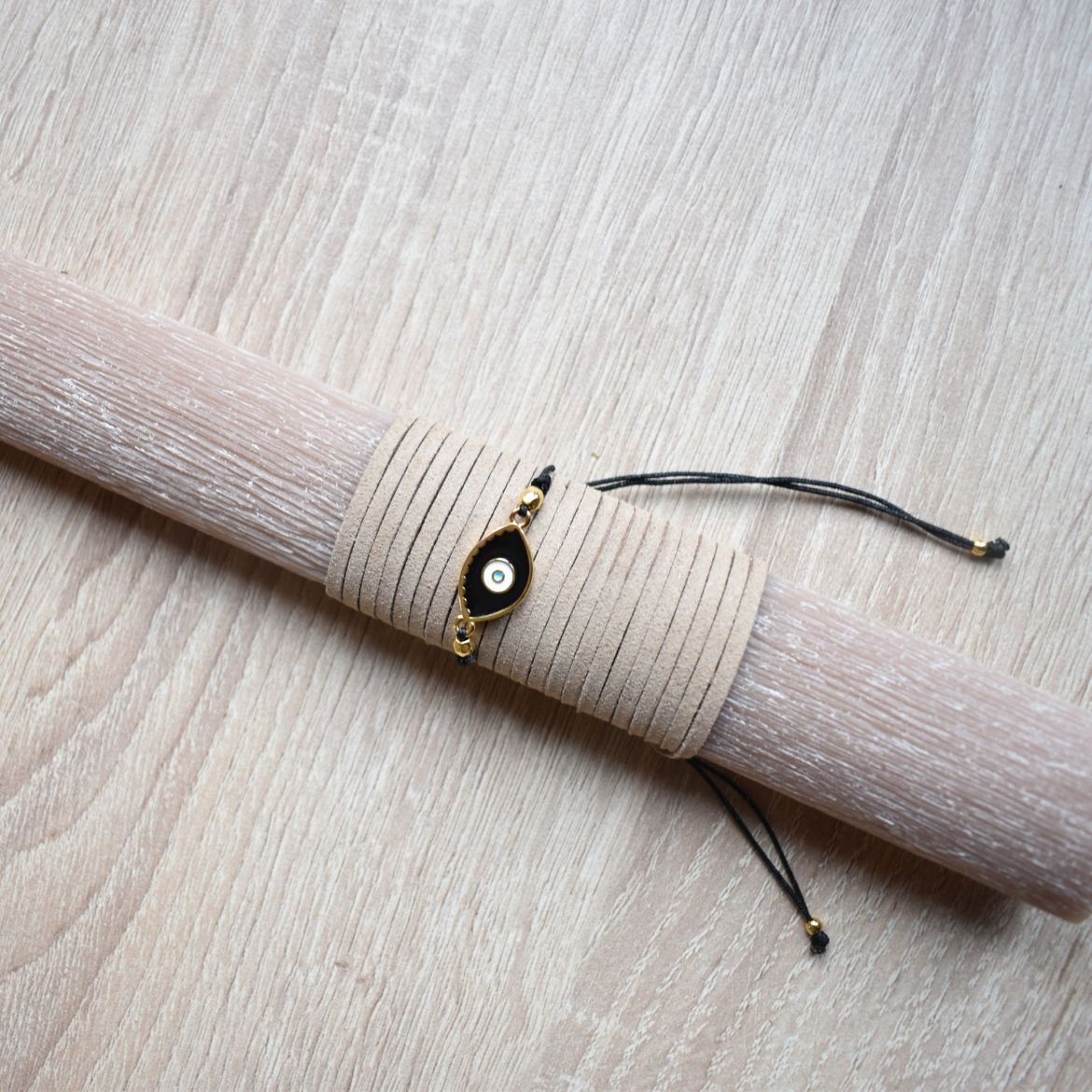 λαμπάδες για γυναίκες με βραχιόλι μάτι