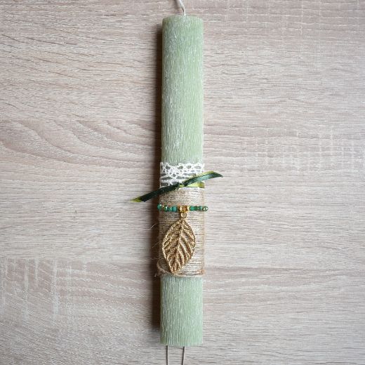 easter lambades for woman with leaf necklace