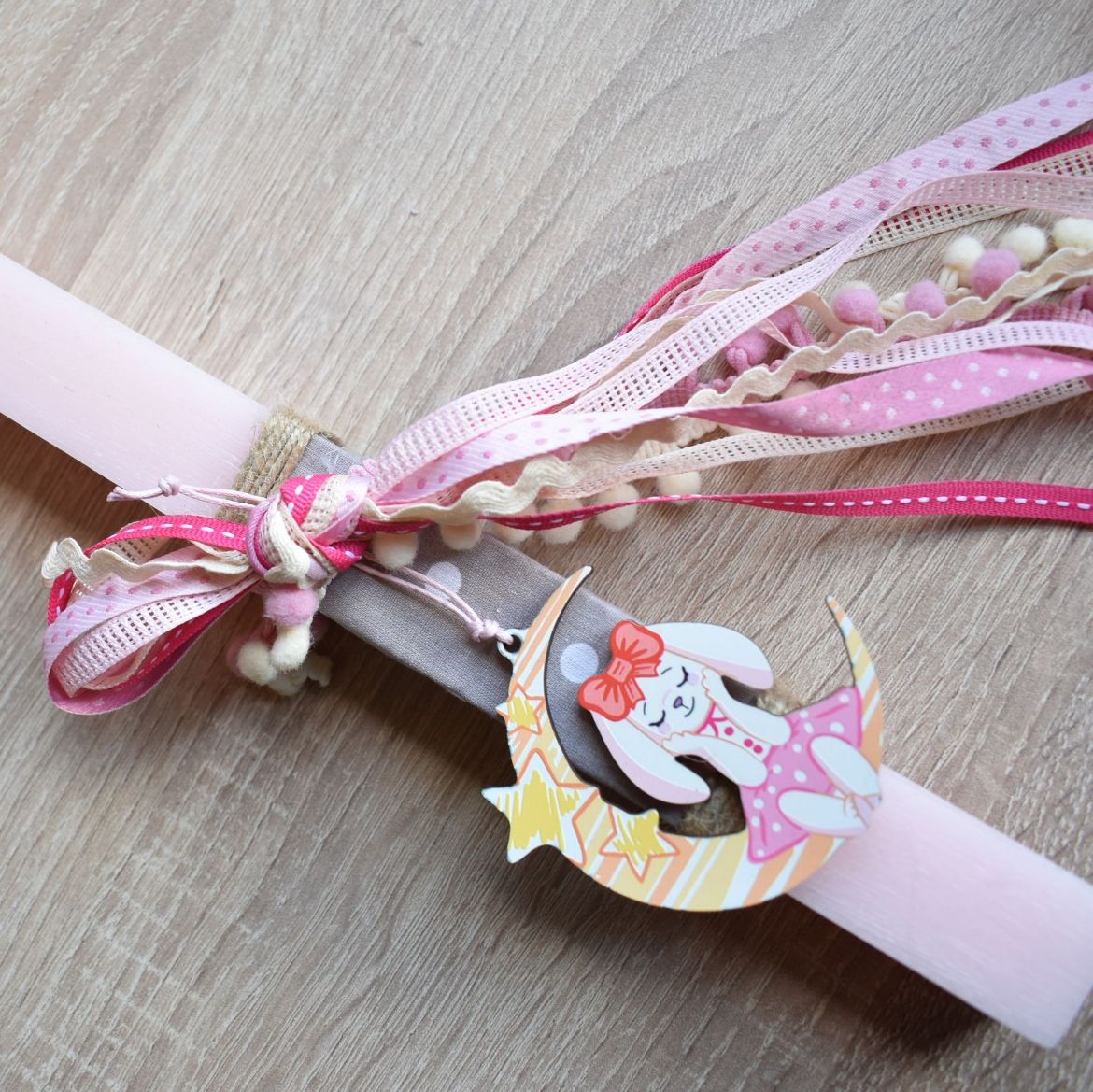 Picture of Greek easter candle bunny