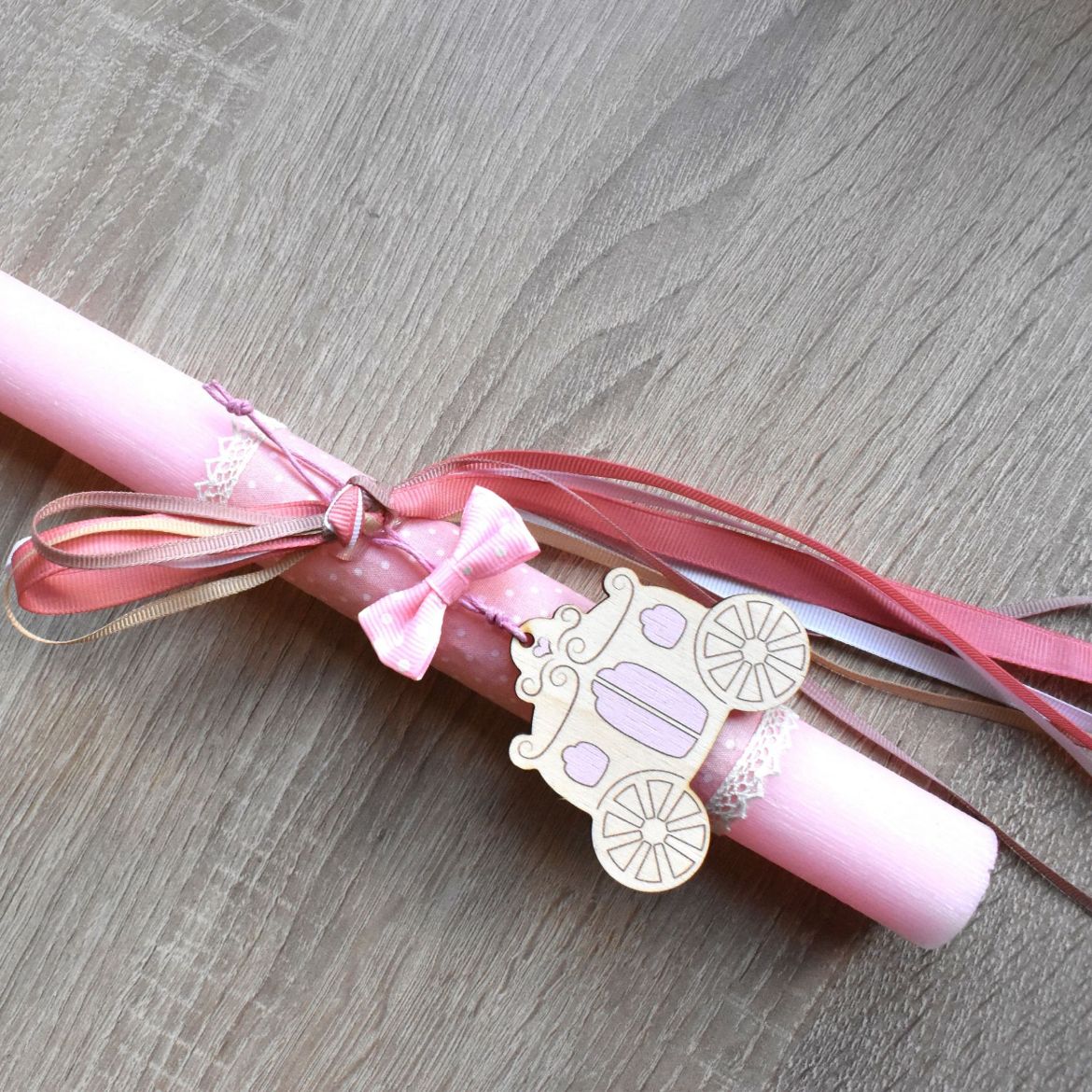 Picture of Easter candle carriage