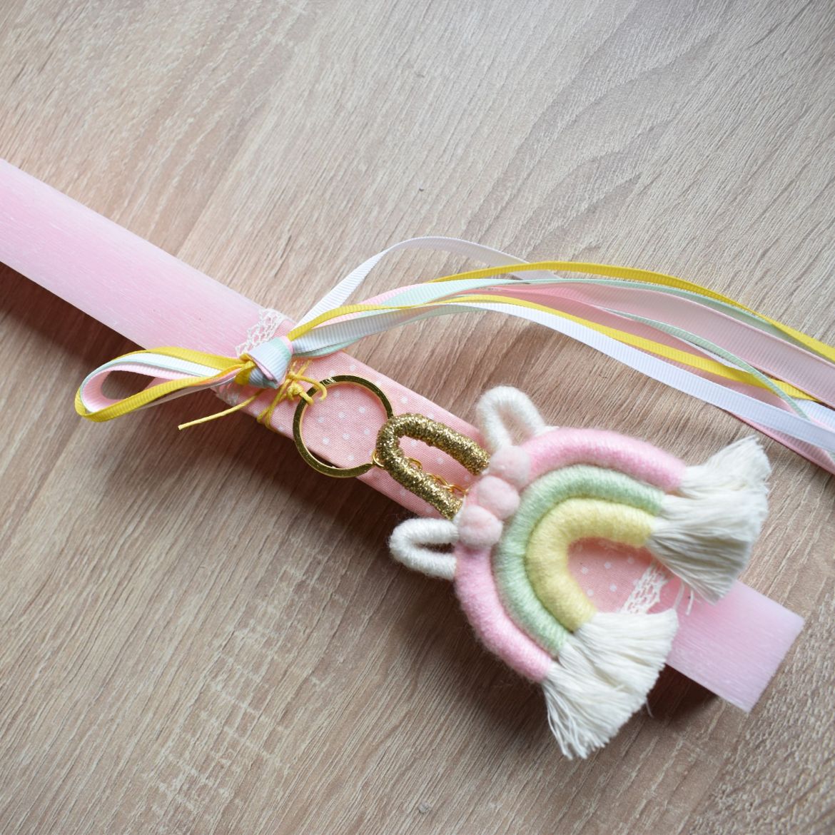 Picture of Easter candle unicorn keychain green
