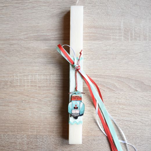 λαμπάδα πασχαλινή αγόρι με διακοσμητική βέσπα