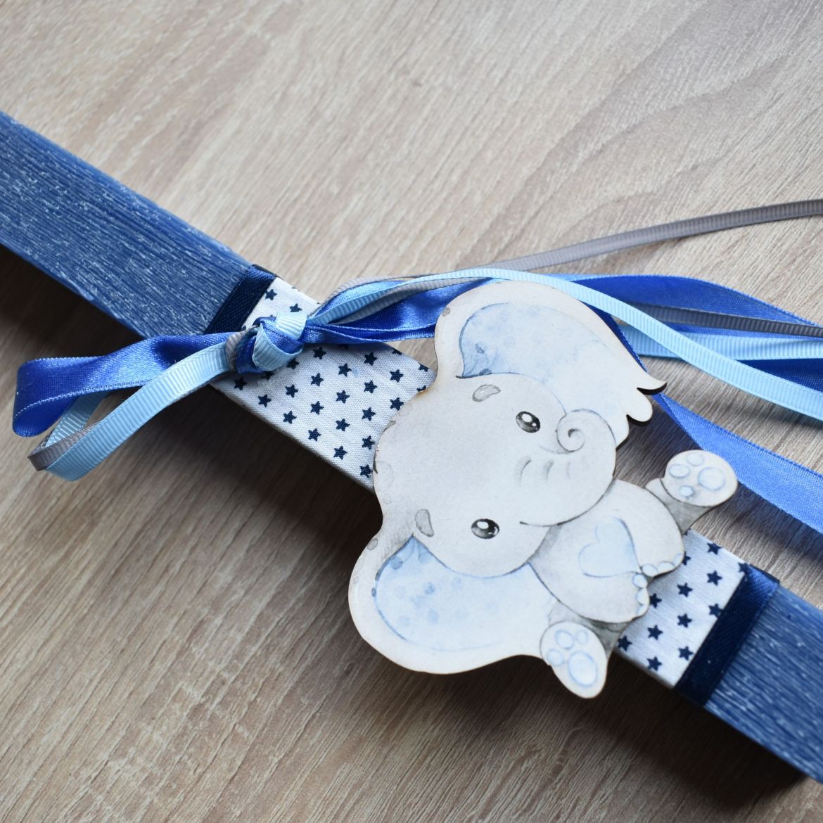 λαμπάδα πασχαλινή αγόρι με ελεφαντάκι