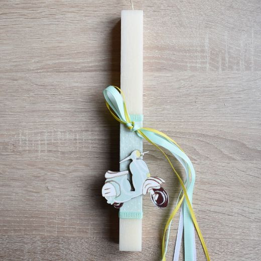 λαμπάδες πασχαλινές για αγόρια με διακοσμητική βέσπα