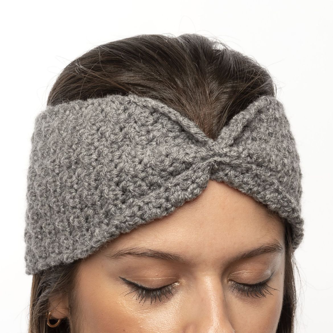 Εικόνα της Χειροποίητη πλεκτή κορδέλα με σούρα γκρί