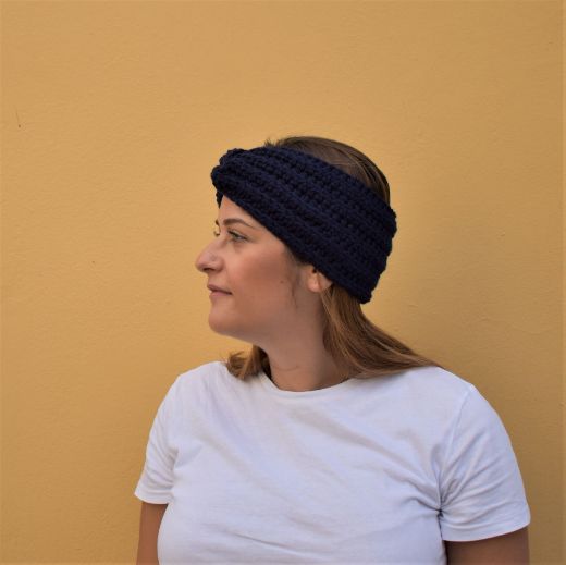 Picture of Handmade crochet twist headband in navy blue