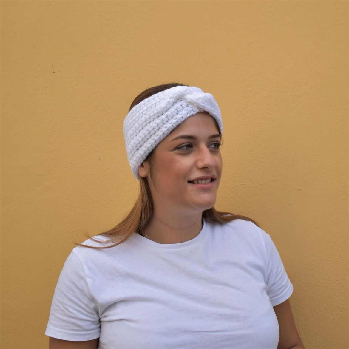 Picture of Handmade crochet twist headband in white