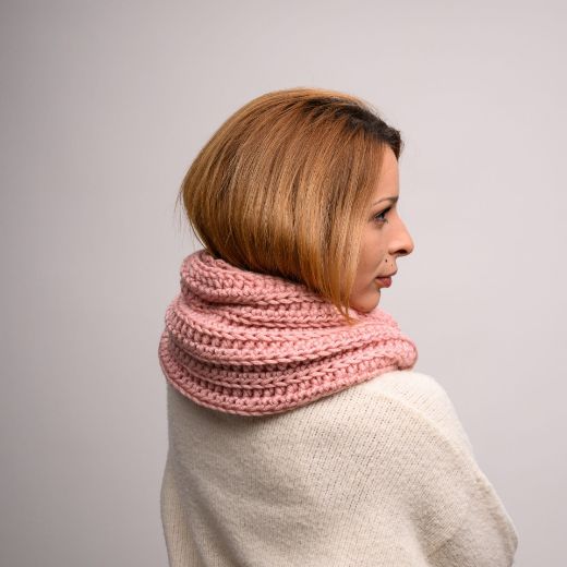 Picture of Handmade chunky crochet infinity scarf in pale pink