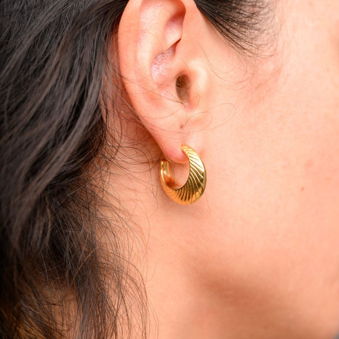 Elara gold plated textured hoop earrings