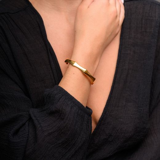 Picture of 24k gold plated angular cuff bracelet