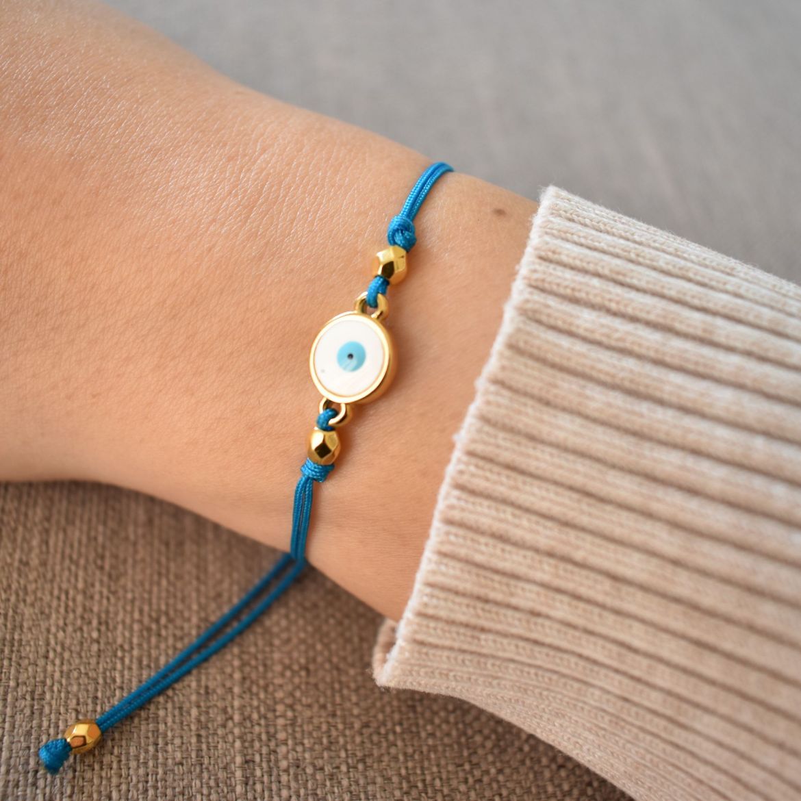 Picture of Turkish eye bracelet