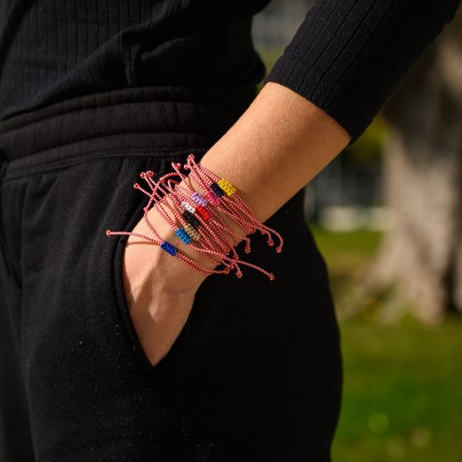 Μαρτάκι minimal κόκκινο-λευκό κορδόνι – ελληνικό μαρτάκι άνοιξης