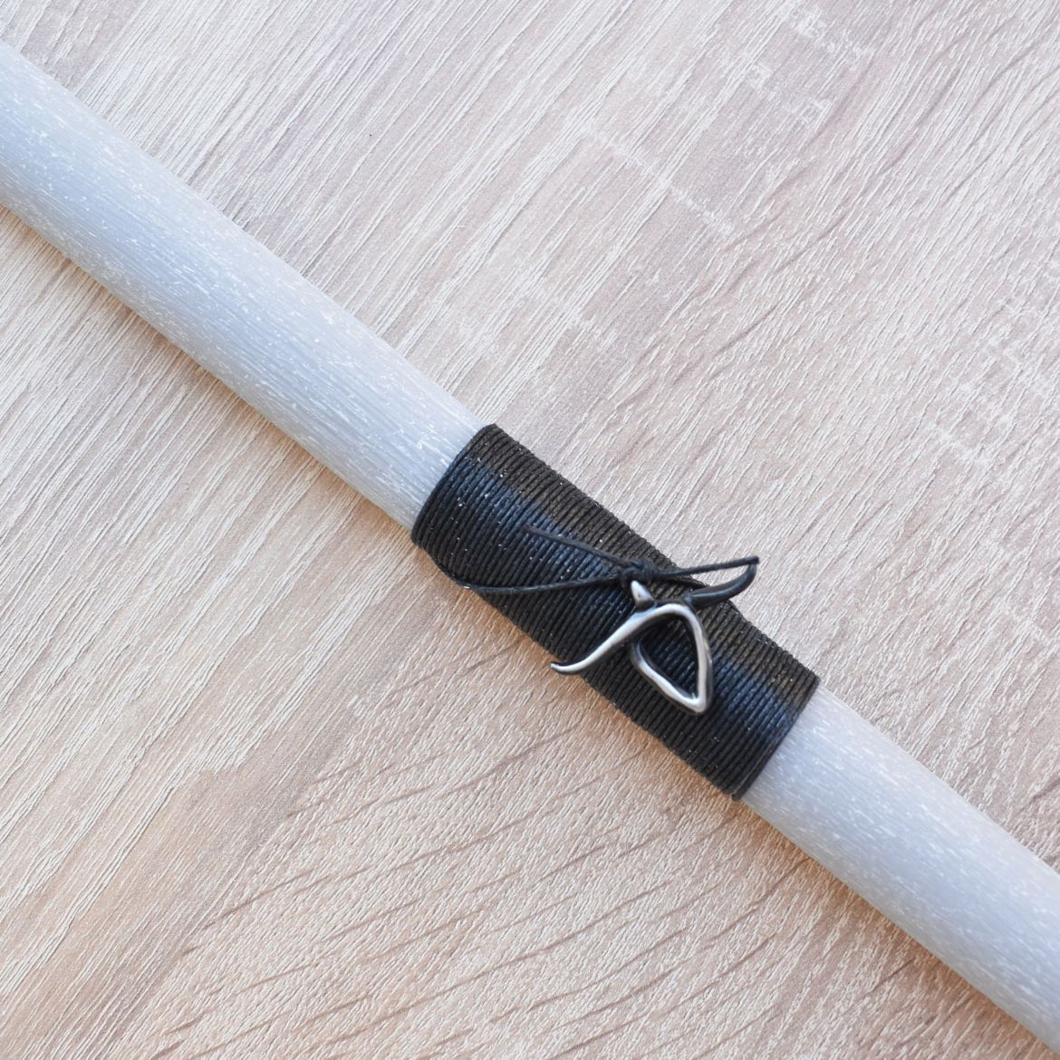 αντρική πασχαλινή λαμπάδα με κεφάλι ταύρου