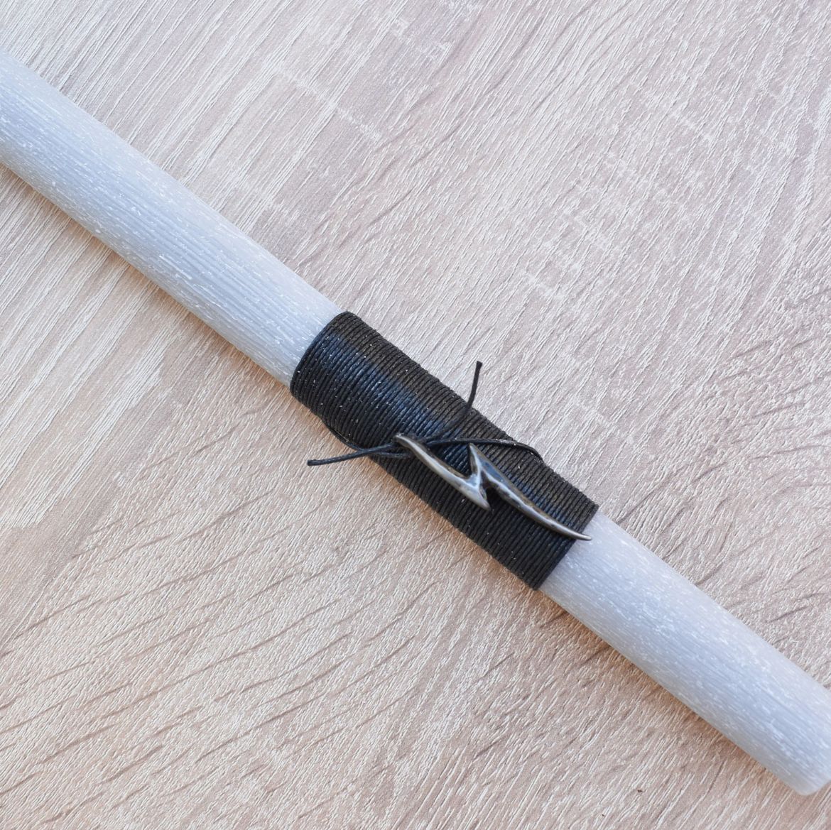 πασχαλινή λαμπάδα για άντρες με κεραυνό