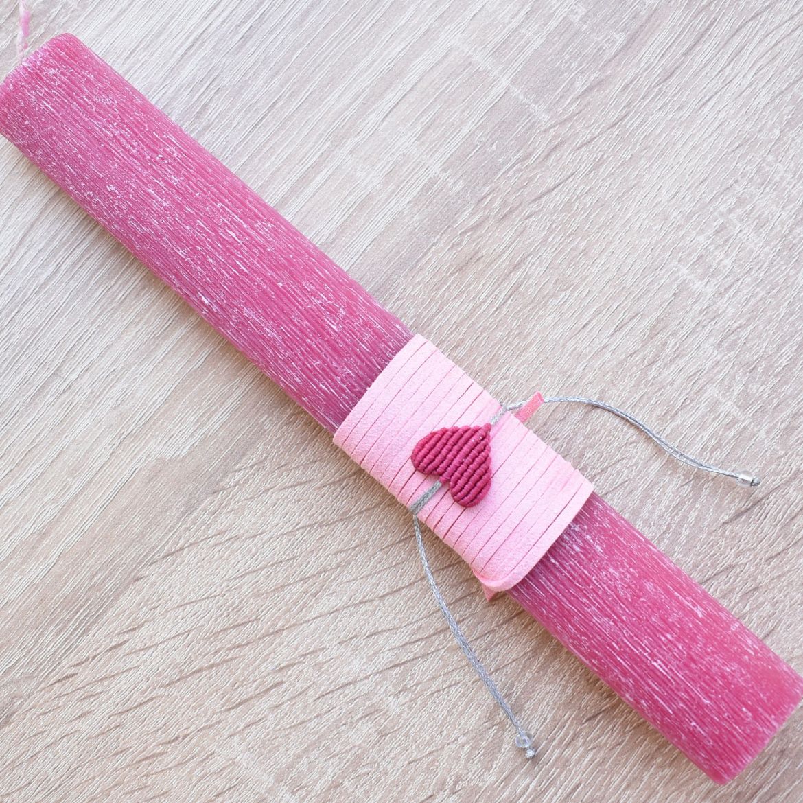 Picture of Easter candle bracelet heart macrame