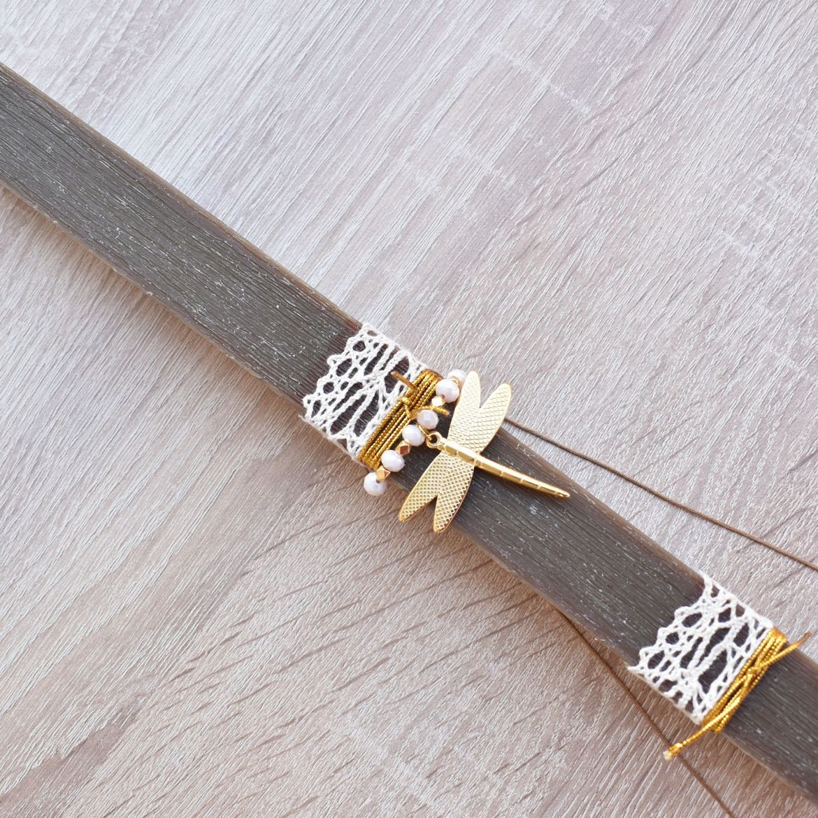 λαμπάδα γυναικεία με κολιέ λιβελούλα