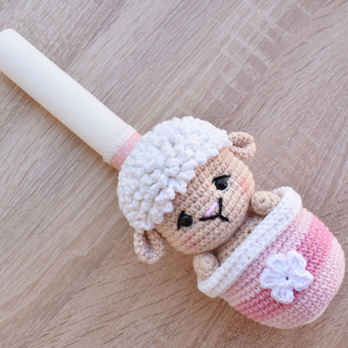 Picture of Easter candle sheep pink
