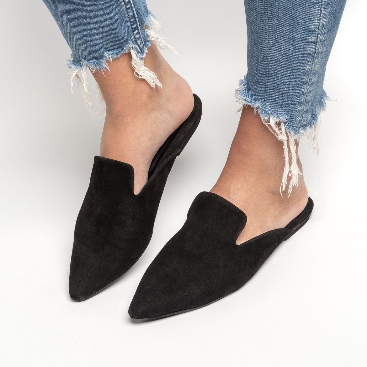 Picture of Mule women black suede flat