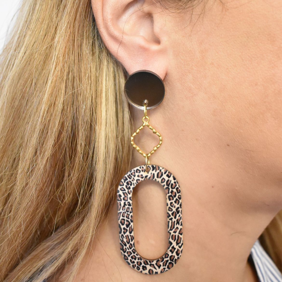 Picture of Earrings gold animal print