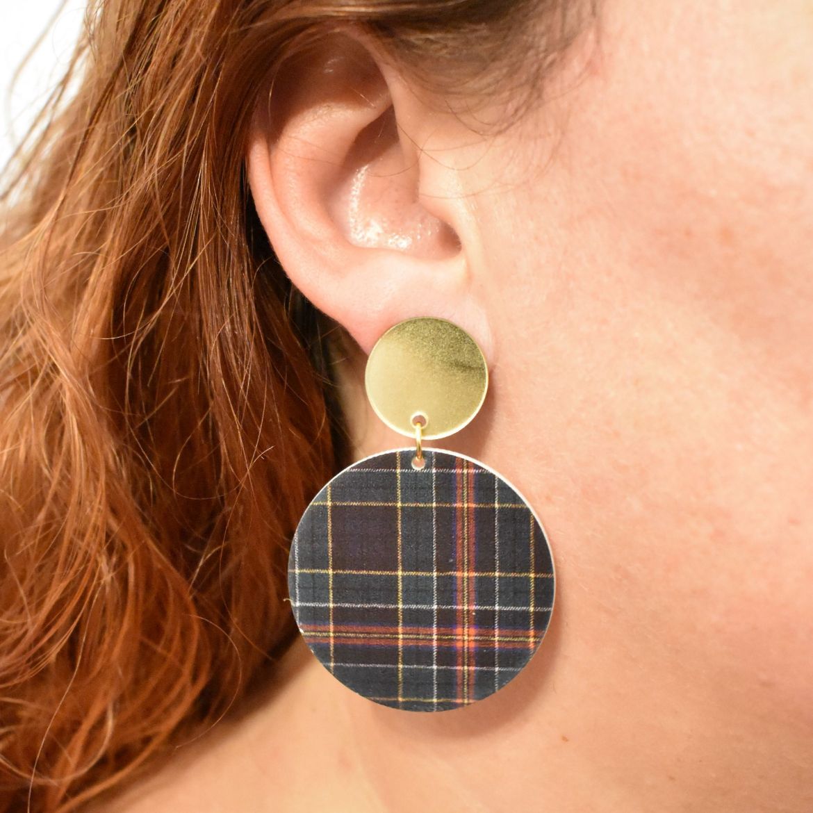 Picture of Stud earrings dark green