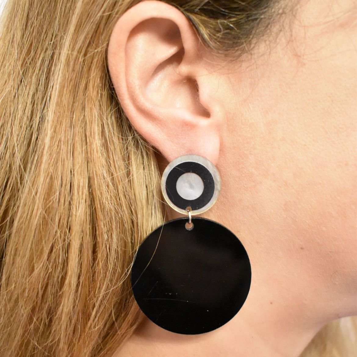 Picture of Stud earrings with two circles