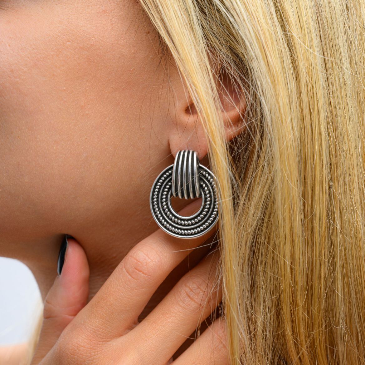 Εικόνα της Σκουλαρίκια κύκλος ασημί 