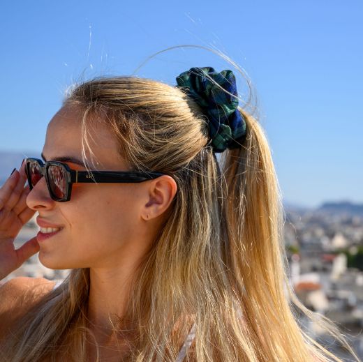Εικόνα της Καρό λαστιχάκι μαλλιών scrunchie μπλε