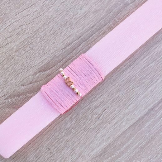 λαμπάδες πασχαλινές γυναικείες σε ροζ χρώμα με κόσμημα πεταλούδα, λαμπάδα με βραχιολάκι