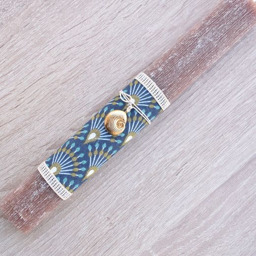 λαμπάδες γυναικείες σε μπεζ χρώμα με μεταλλικό κοχύλι, λαμπάδες για γυναίκες