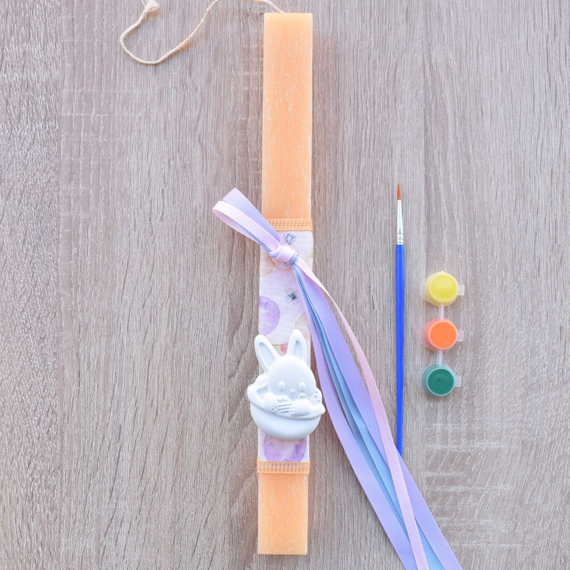 κίτρινη λαμπάδα για κορίτσι με διακοσμητικό λαγουδάκι σε πασχαλινό ύφος, λαμπάδες για κορίτσια