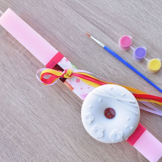 πρωτότυπες λαμπάδες για κορίτσια σε ροζ χρώμα με donut, λαμπάδες πασχαλινές για κορίτσια