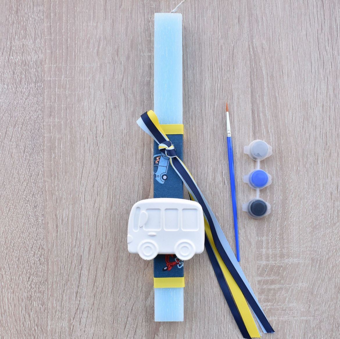 θαλασσί λαμπάδα για αγόρι με διακοσμητικό λεωφορείο σε παιδικό ύφος, λαμπάδες για αγόρια