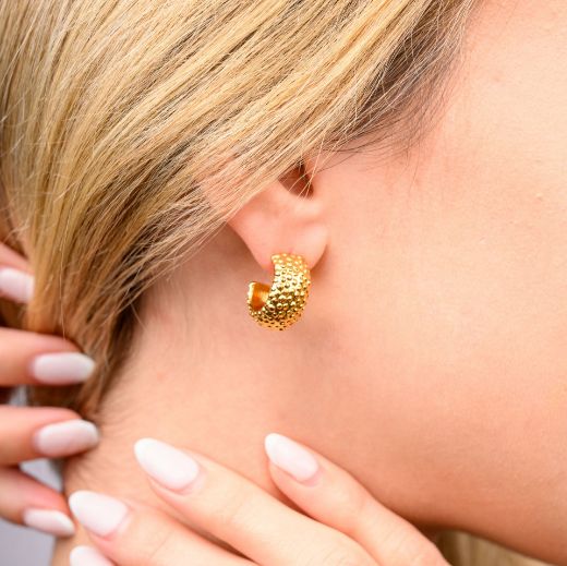 Vera gold textured hoop earrings